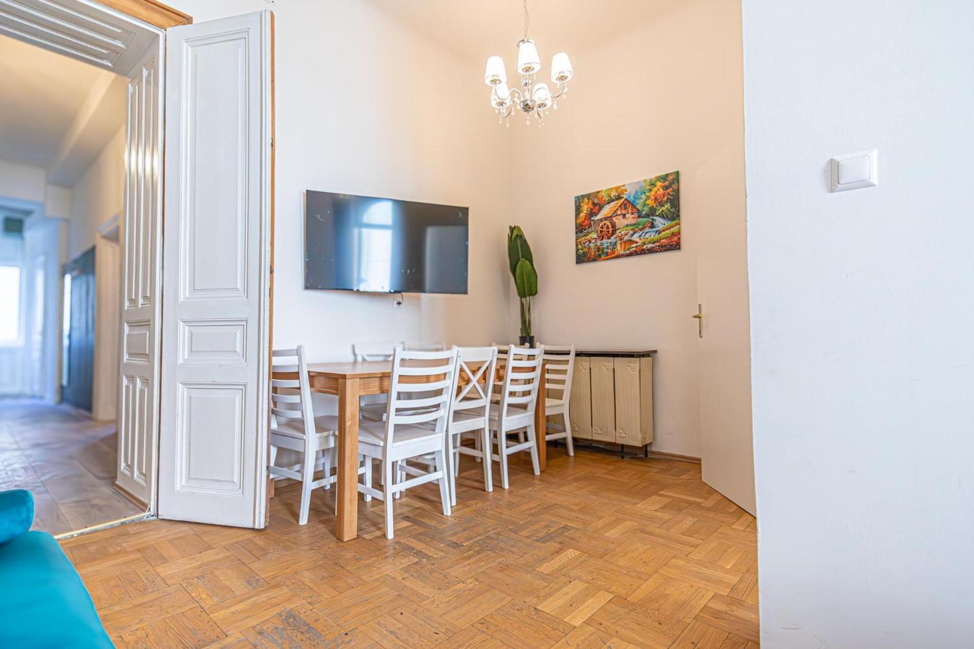 Apartment Cozy 3br For Up To 8p, 5min To Kongresspark