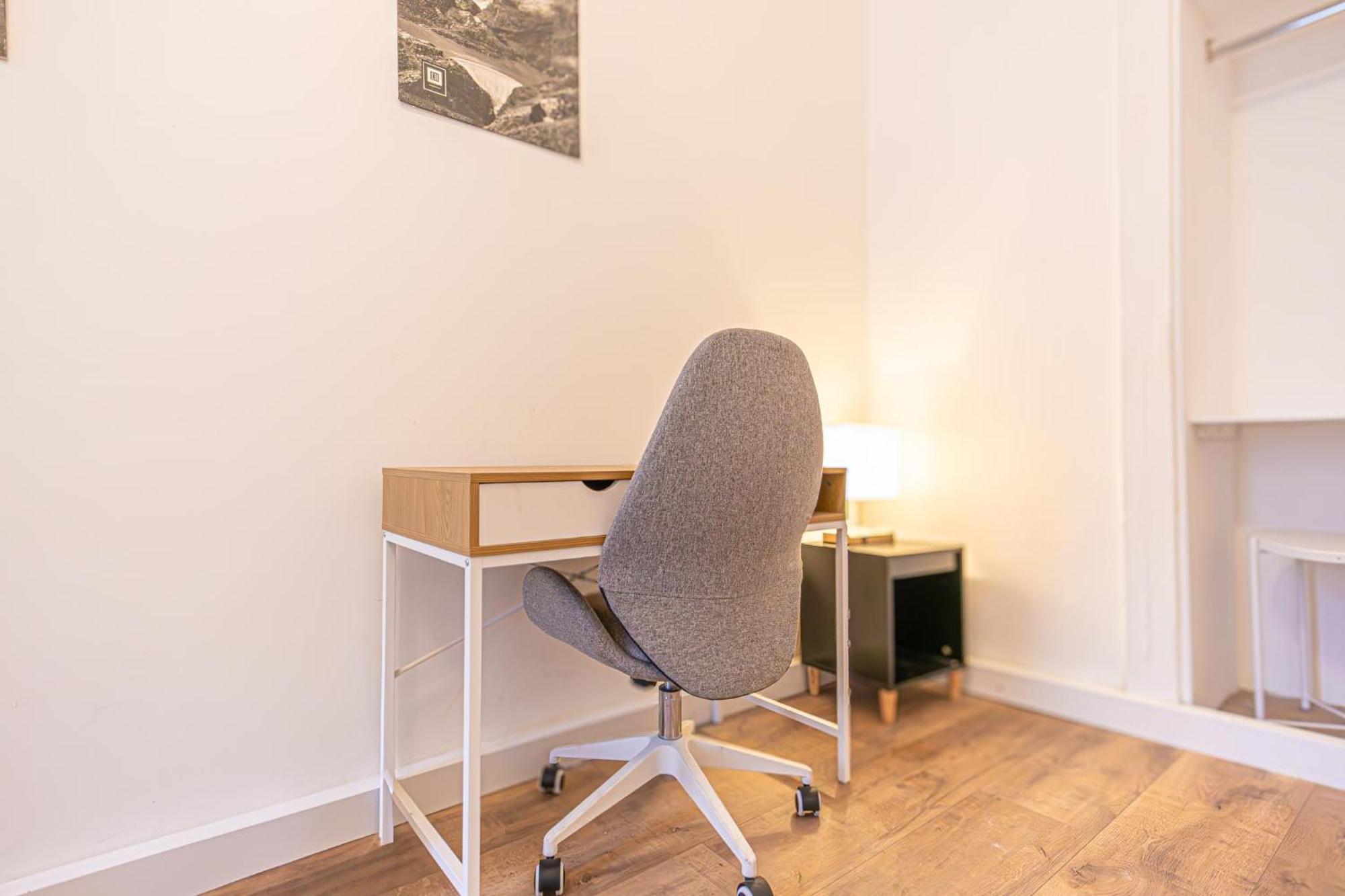 Cozy 3br For Up To 8p, 5min To Kongresspark Wien